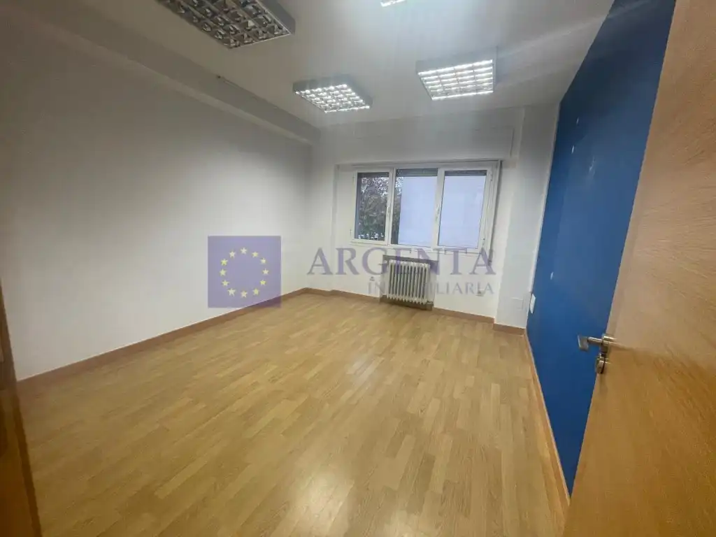 Local comercial en alquiler en Avenida España, imagen 3