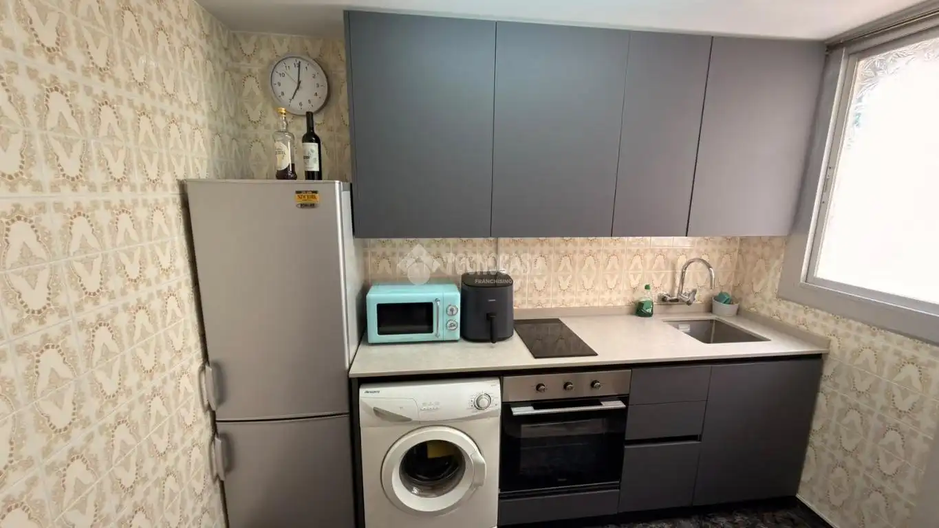 Kitchen of Flat for sale in Can Vidalet