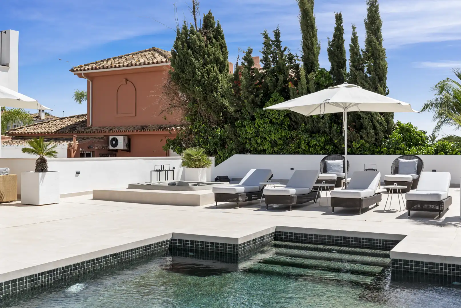 Chalet con piscina en venta en Las Chapas - El Rosario, imagen 7
