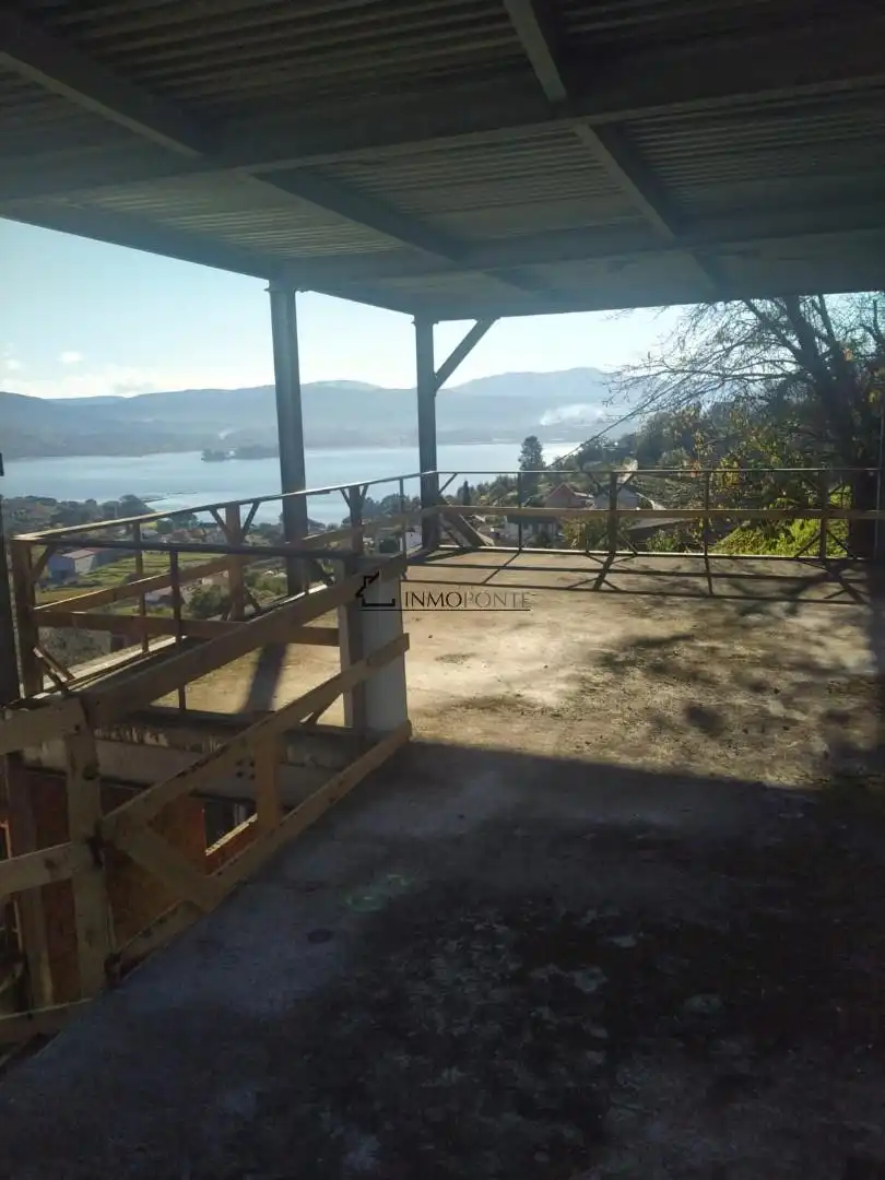 Casa o xalet en venda en Vilaboa amb Jardí privat