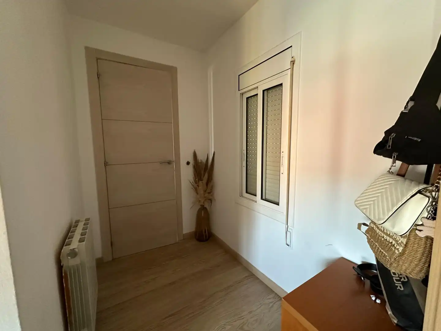 Piso en venta en Sant Boi de Llobregat con Aire acondicionado, Parquet y Amueblado