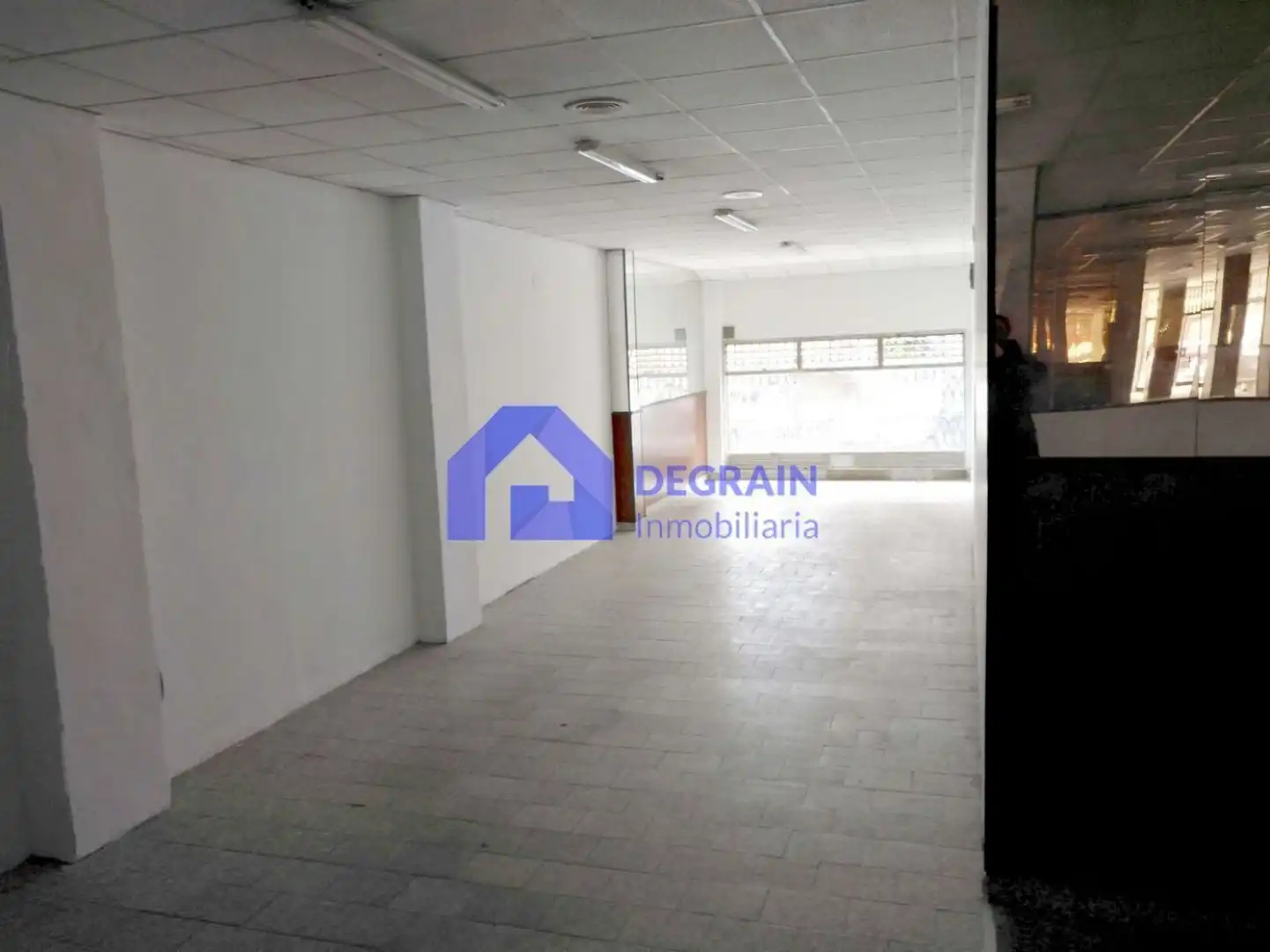Local de lloguer en Sur