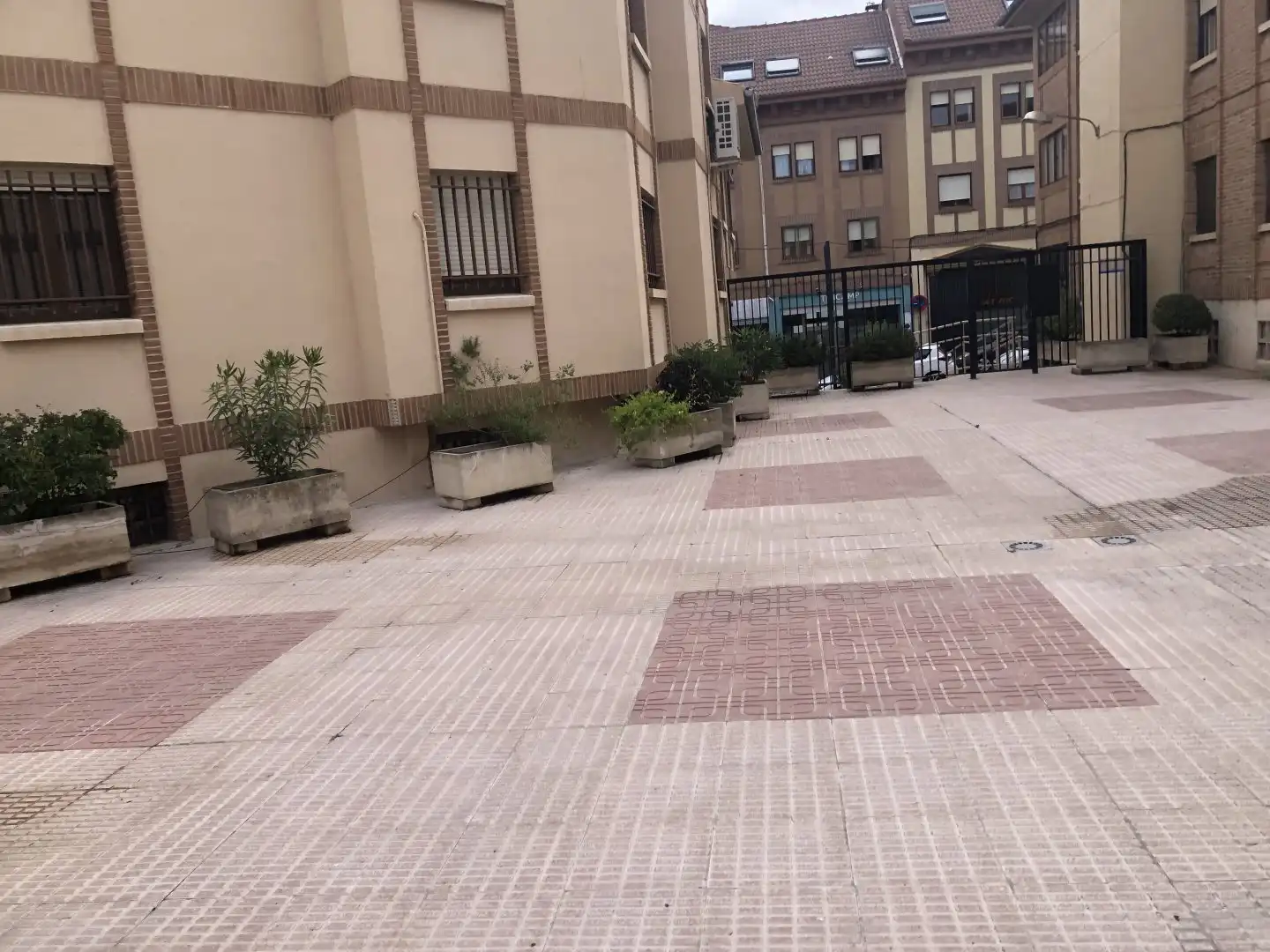 Terrassa de Pis en venda en Segovia amb Calefacció, Piscina i Moblat