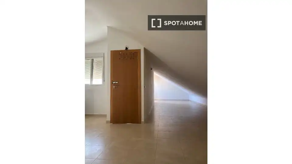 Bedroom of Flat for share in Benaguasil  with Air Conditioner, Heating and Furnished