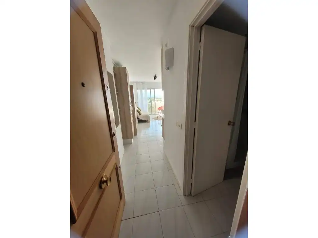 Studio with lift for sale in Carrer del Delta-Muga 12, imagen 10