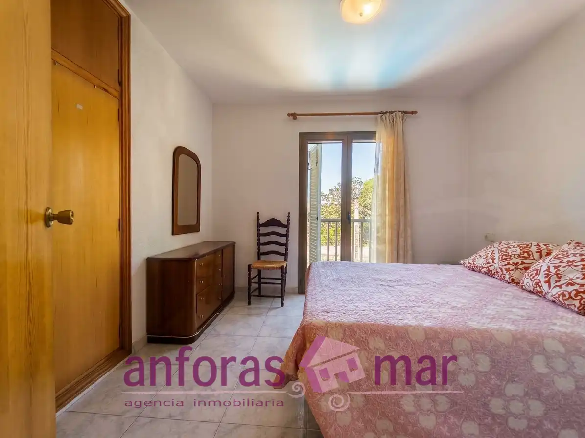 Dormitori de Casa o xalet en venda en Torredembarra amb Jardí privat, Terrassa i Piscina