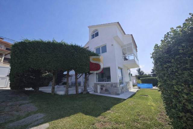 Casa-chalet en Venta en Panxón