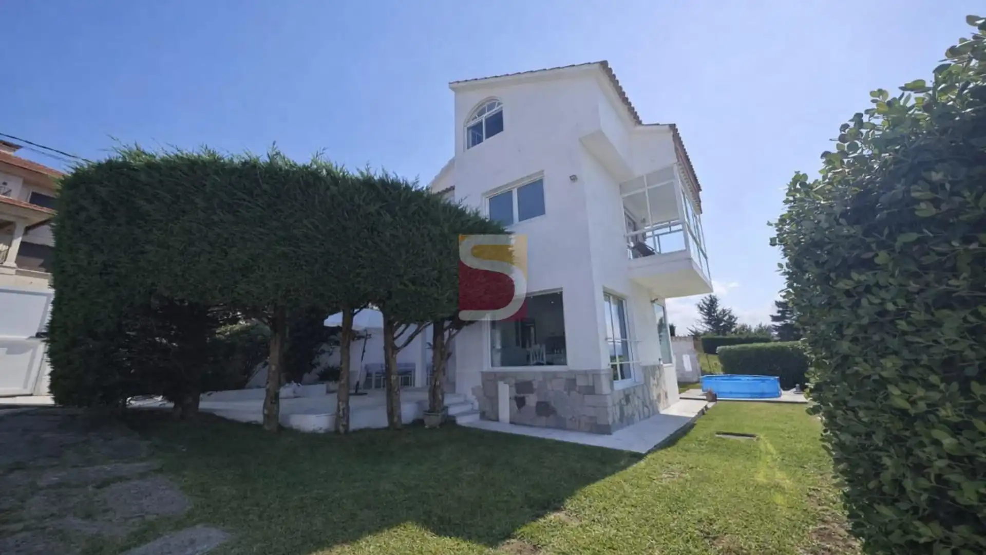 Jardí de Casa o xalet en venda en Nigrán amb Calefacció i Jardí privat