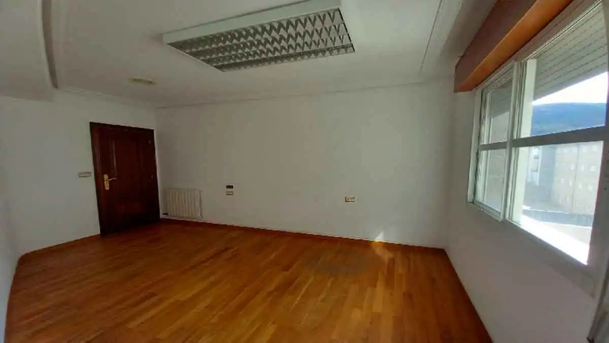Piso en venta en ELOI RODRIGUEZ BARRIOS,Nº41,PL.3,PT.IZDA, 41, O Barco de Valdeorras