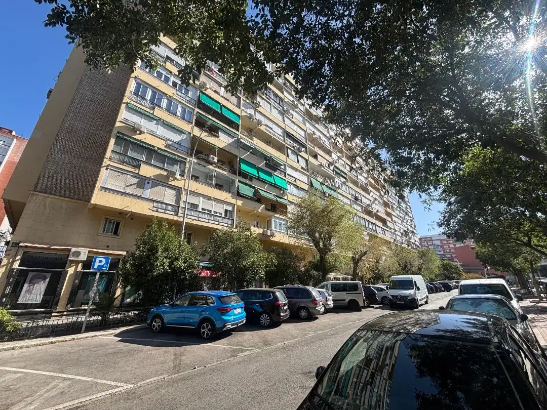 Exterior view of Flat for rent in Madrid  with Air Conditioner and Heating