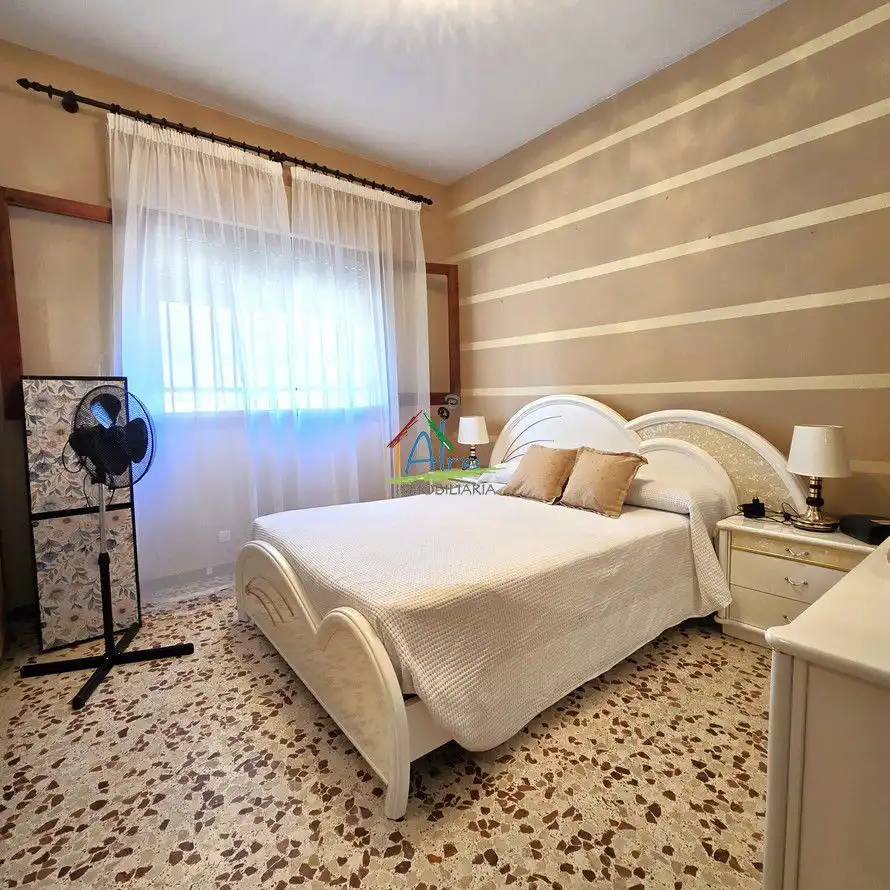 Habitación de Casa o chalet en venta en Almonte con Calefacción, Terraza y Trastero