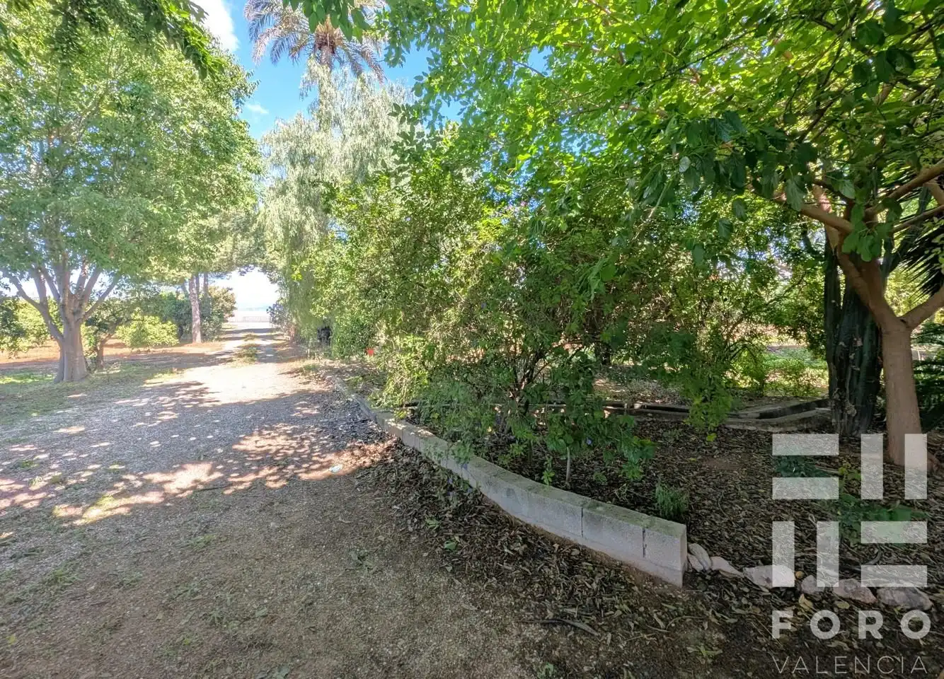 Finca rústica en venta en Alzira con Jardín privado, Balcón y Internet