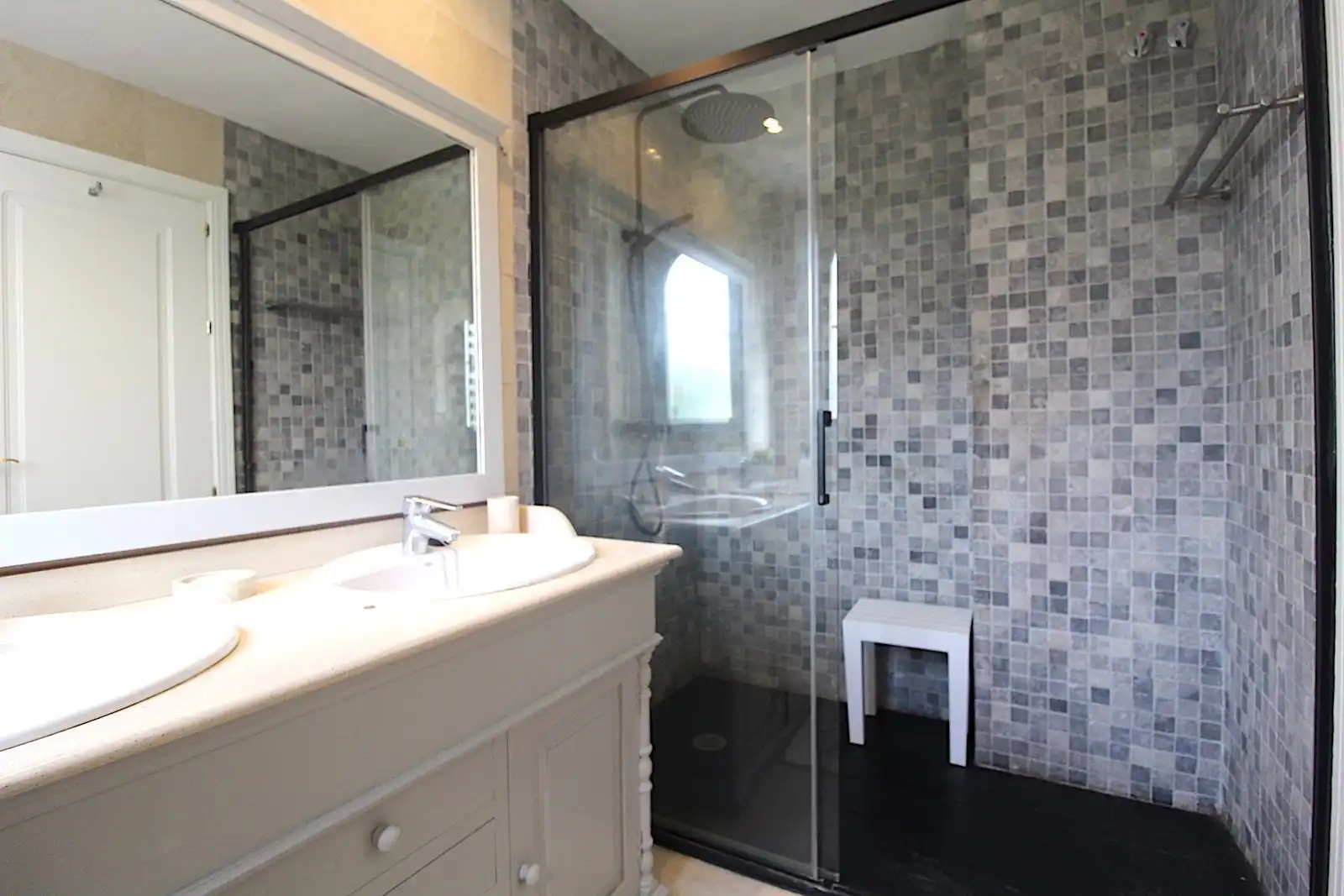 Apartment with pool for sale in Calle Los Arqueros 24, imagen 8