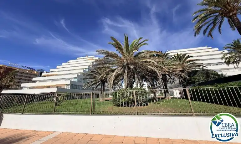 Apartamento con piscina en venta en Avinguda de la Gola de l'Estany, imagen 37