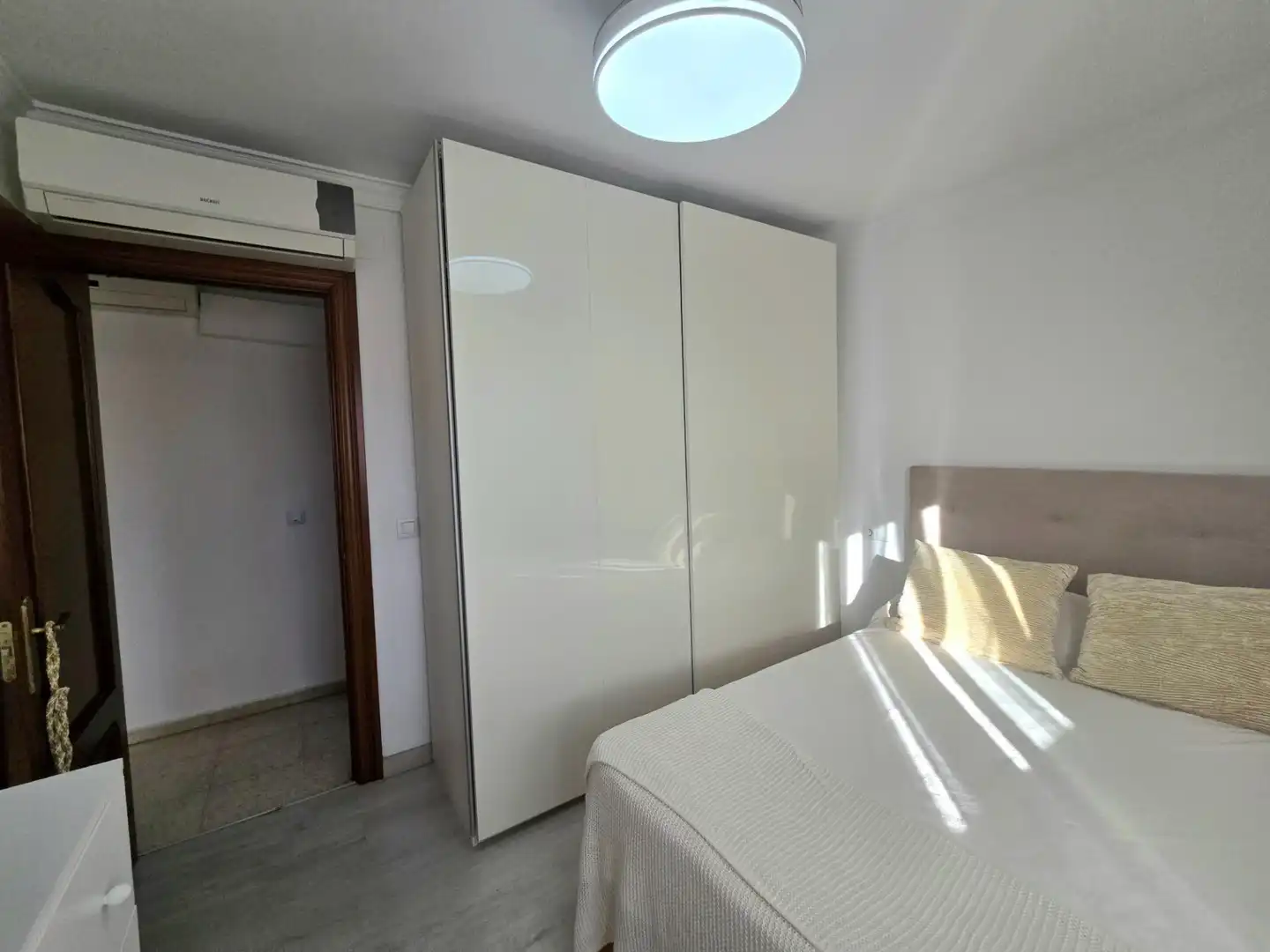 Schlafzimmer von Wohnung zum Verkauf in Torremolinos mit Klimaanlage, Privatgarten und Terrasse