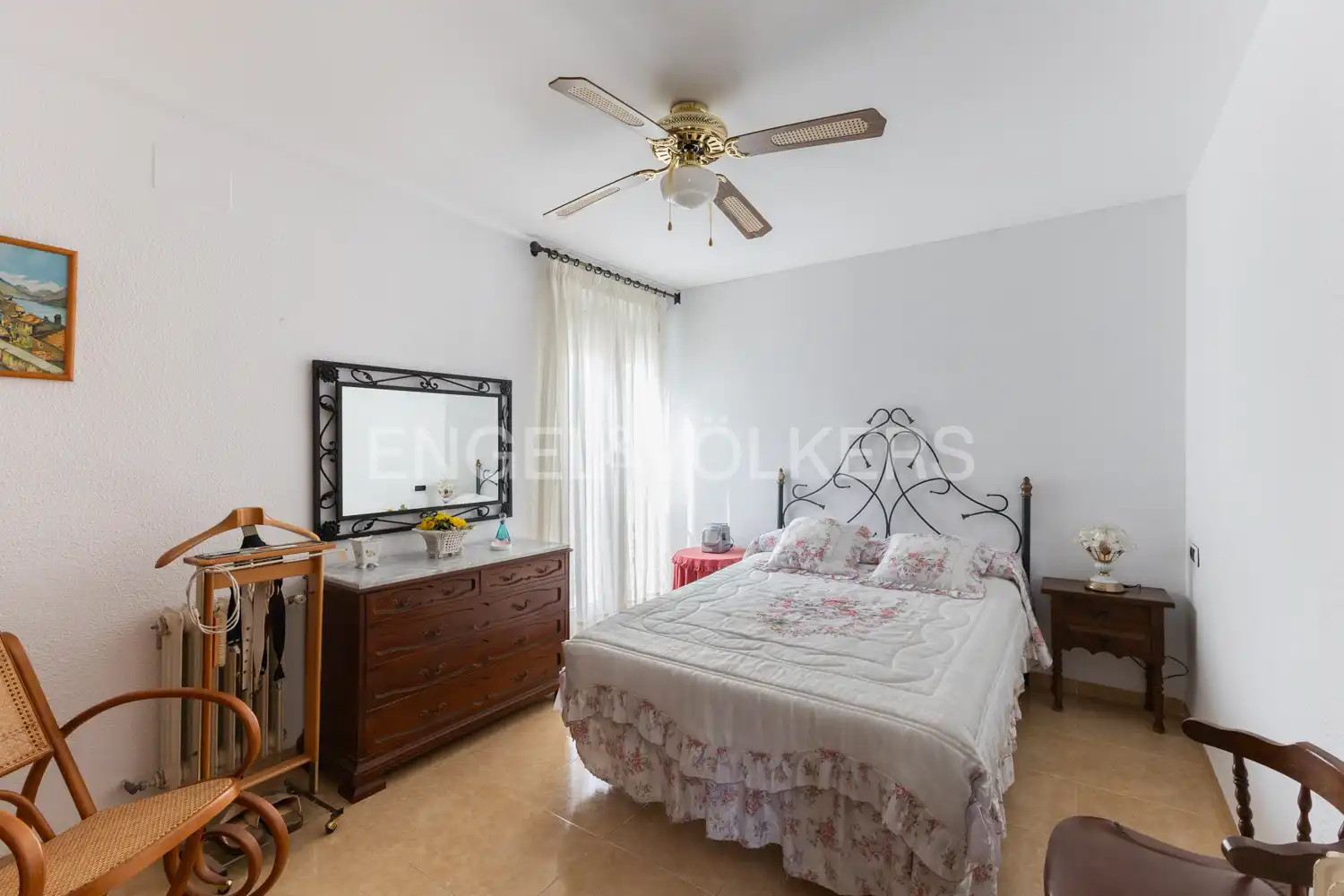 Dormitori de Casa o xalet en venda en Benicasim / Benicàssim amb Calefacció, Jardí privat i Terrassa