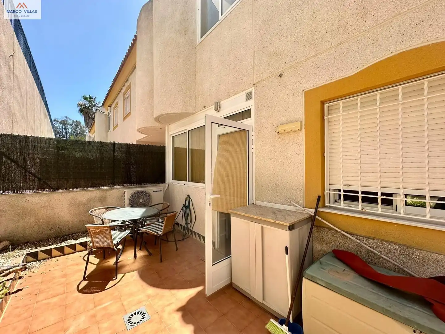 Terrace of Houses for sale in Guardamar del Segura  with Air Conditioner, Terrace and Furnished