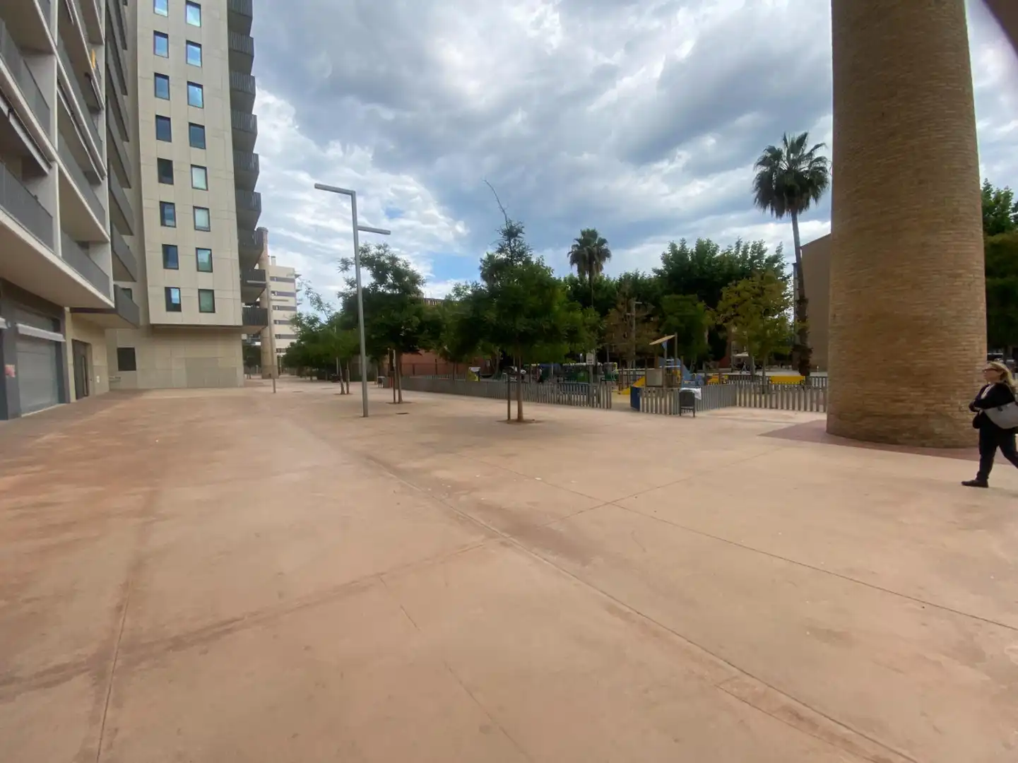 Vista exterior de Local de alquiler en L'Hospitalet de Llobregat