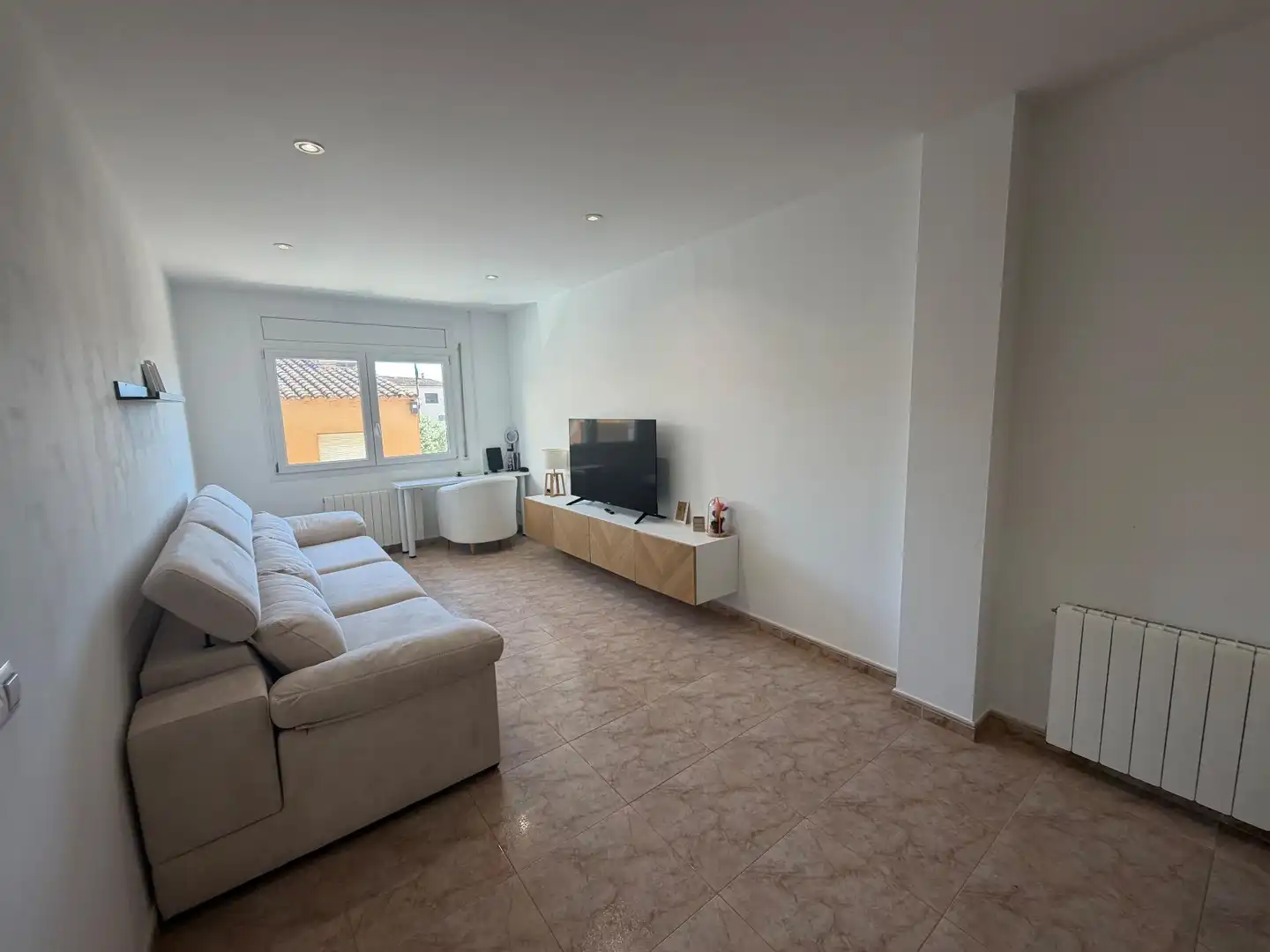 Sala de estar de Planta baja en venta en Llagostera con Calefacción, Terraza y Trastero