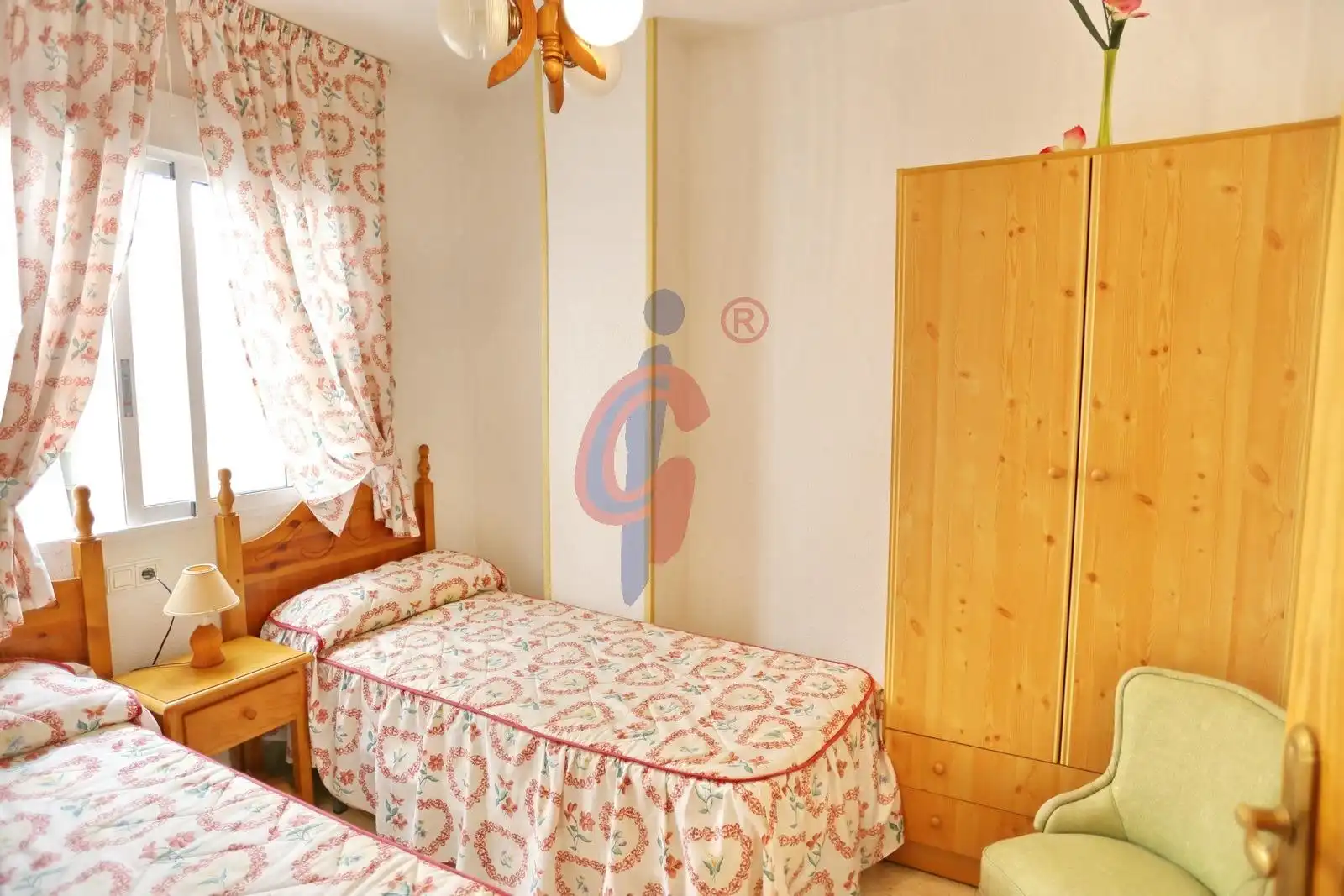 Habitación de Apartamento en venta en Guardamar del Segura con Aire acondicionado, Terraza y Amueblado