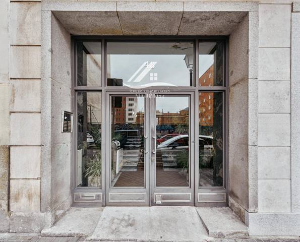 Piso en Venta en Calle Hilarion Eslava en Trafalgar