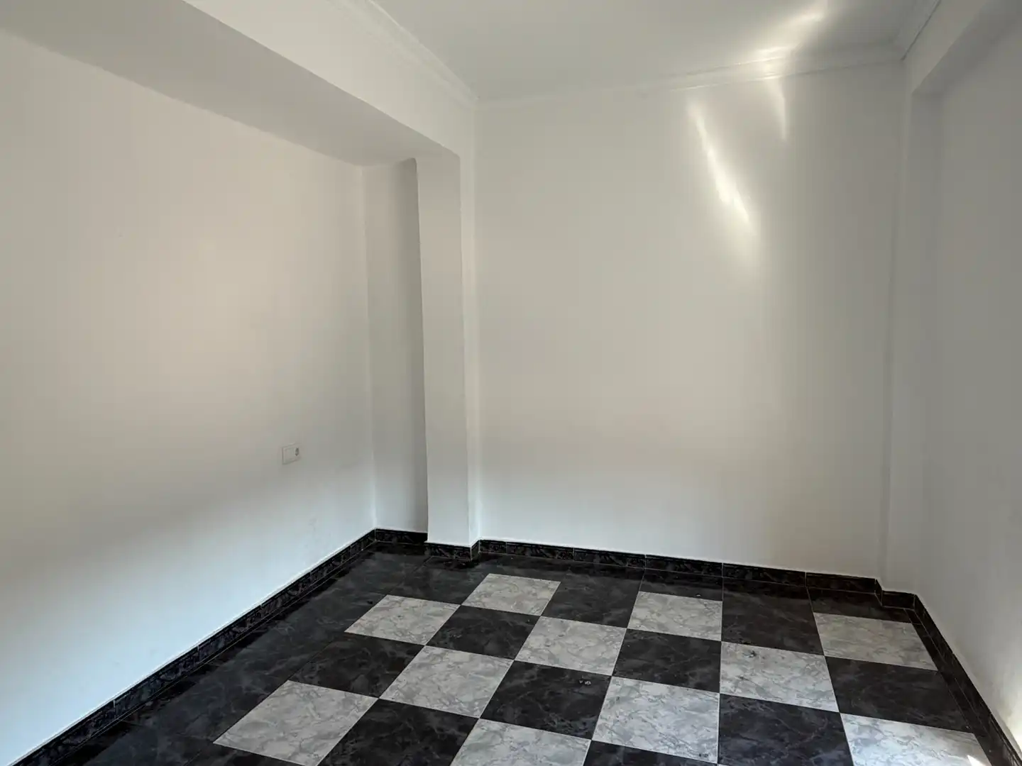 Flat for sale in Valencia  with Balcony