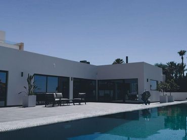 Villa con piscina in vendita a Juzgados - Plaza de Toros