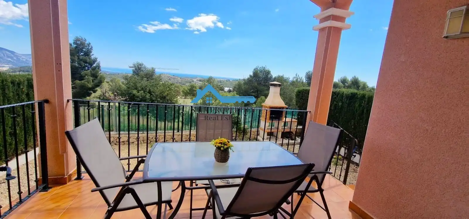 Chalet con terraza en venta en Balcón de Ponoig - Polop Paradis - Polop Hills
