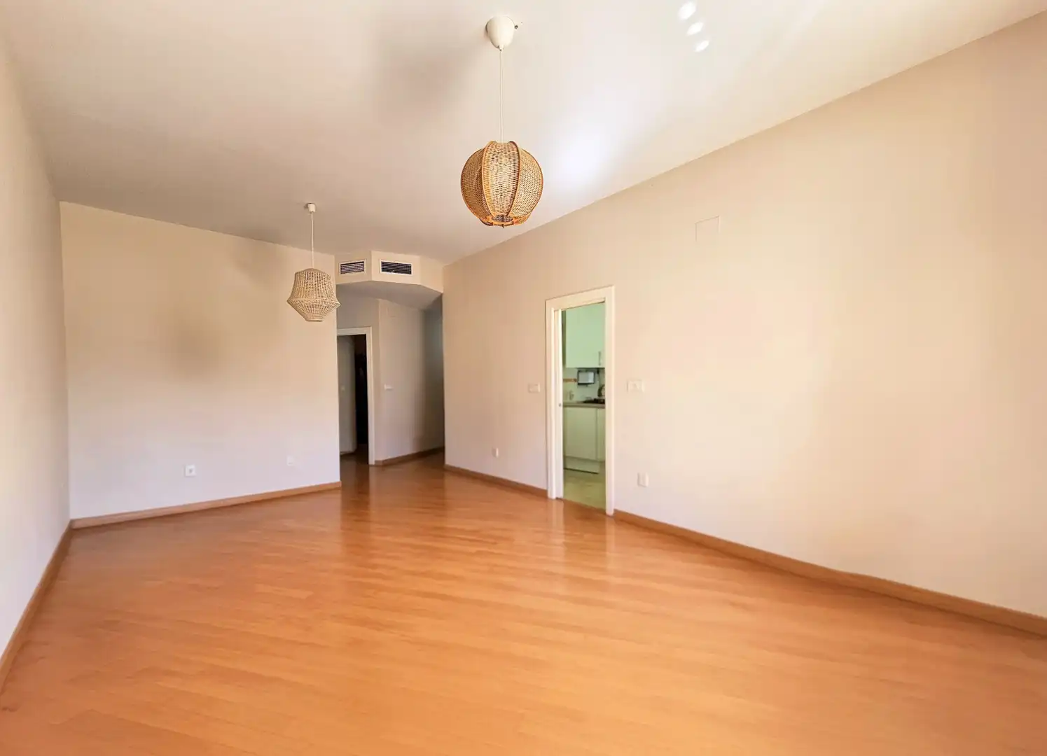 Sala d'estar de Pis en venda en Cartagena amb Balcó