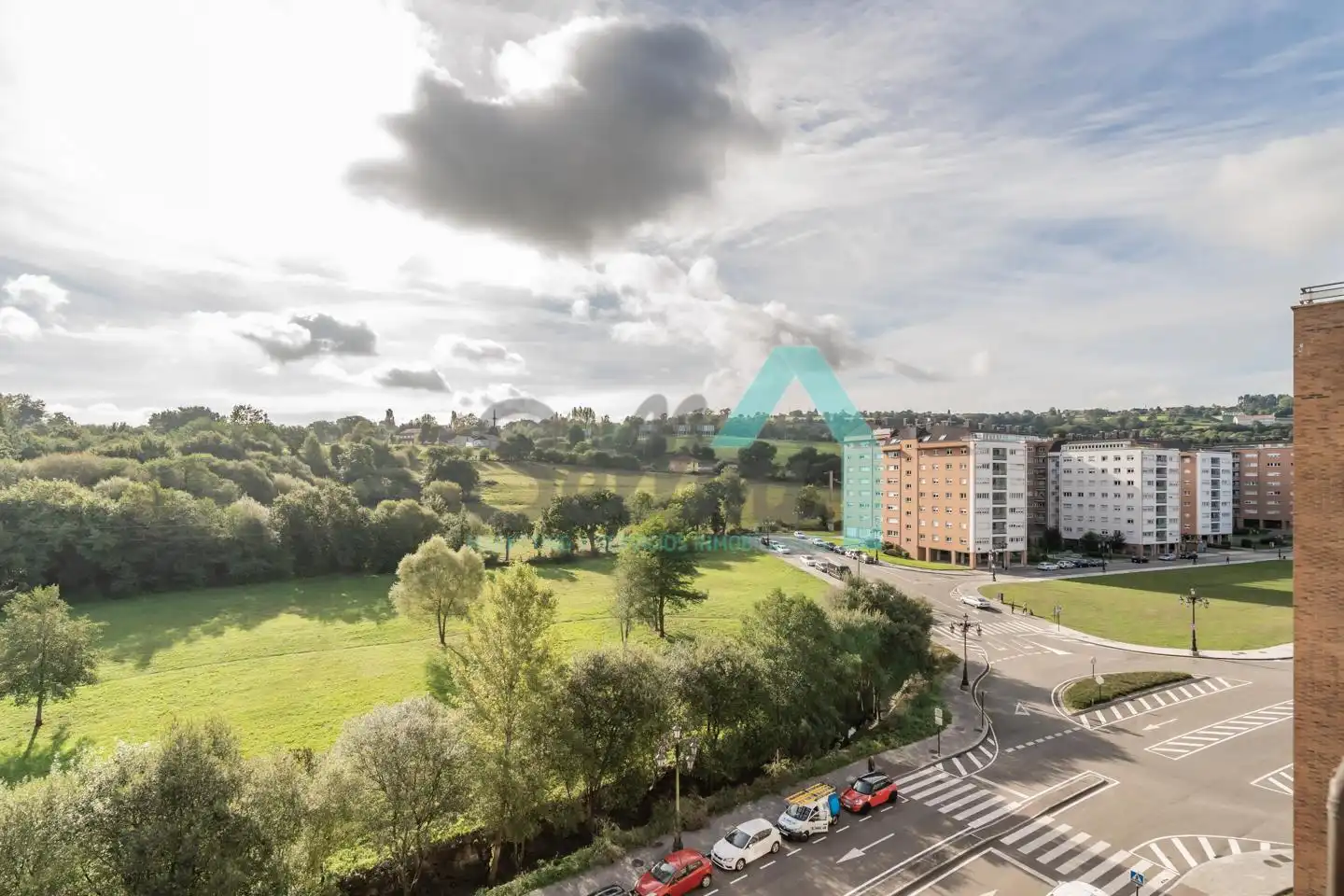 Exterior view of Flat for rent in Oviedo   with Heating, Parquet flooring and Furnished