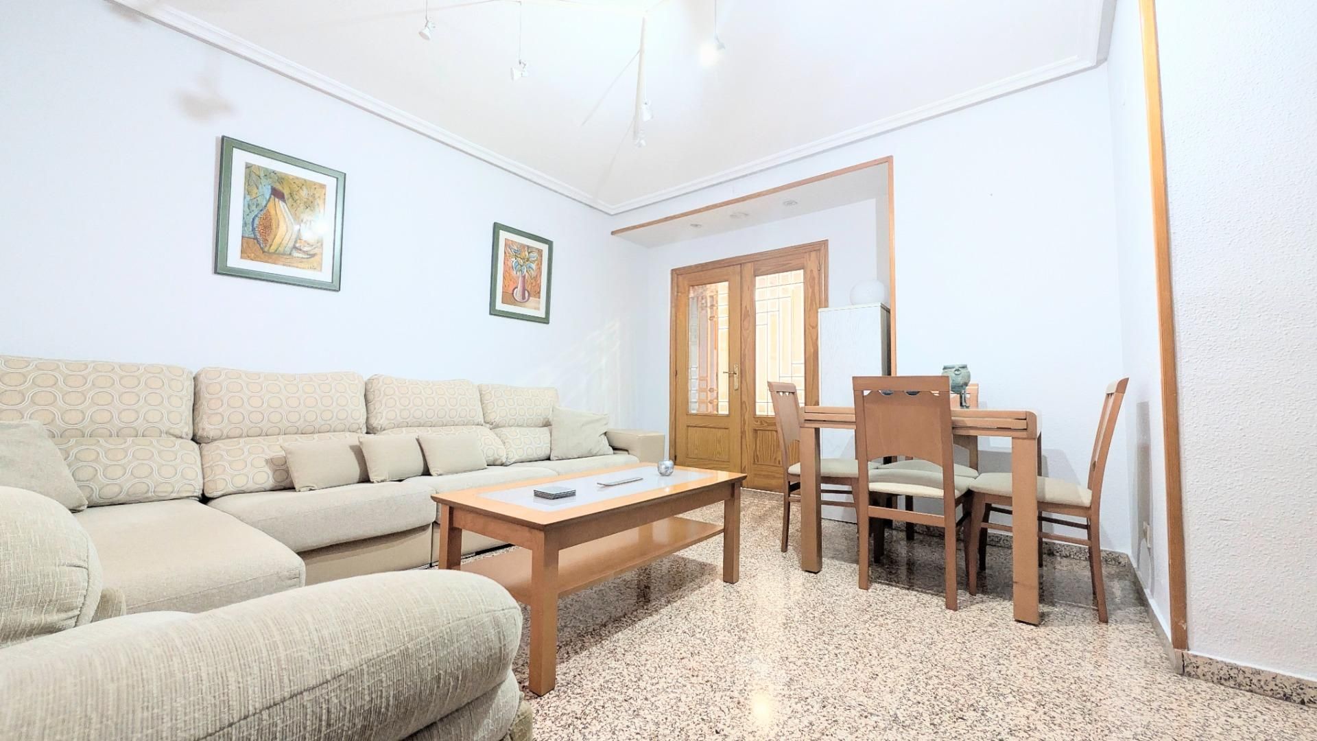 Wohnung zur Miete in Carrús Oeste, Elche ciudad