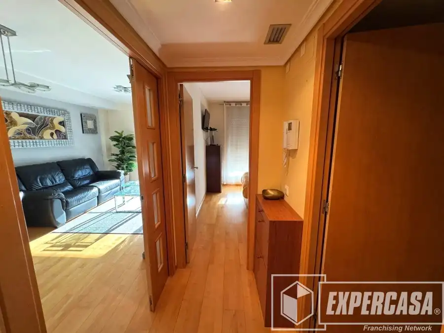 Piso en venta en Valencia con Parquet y Trastero