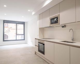 Kitchen of Flat for sale in  Zaragoza Capital  with Heating, Terrace and Storage room