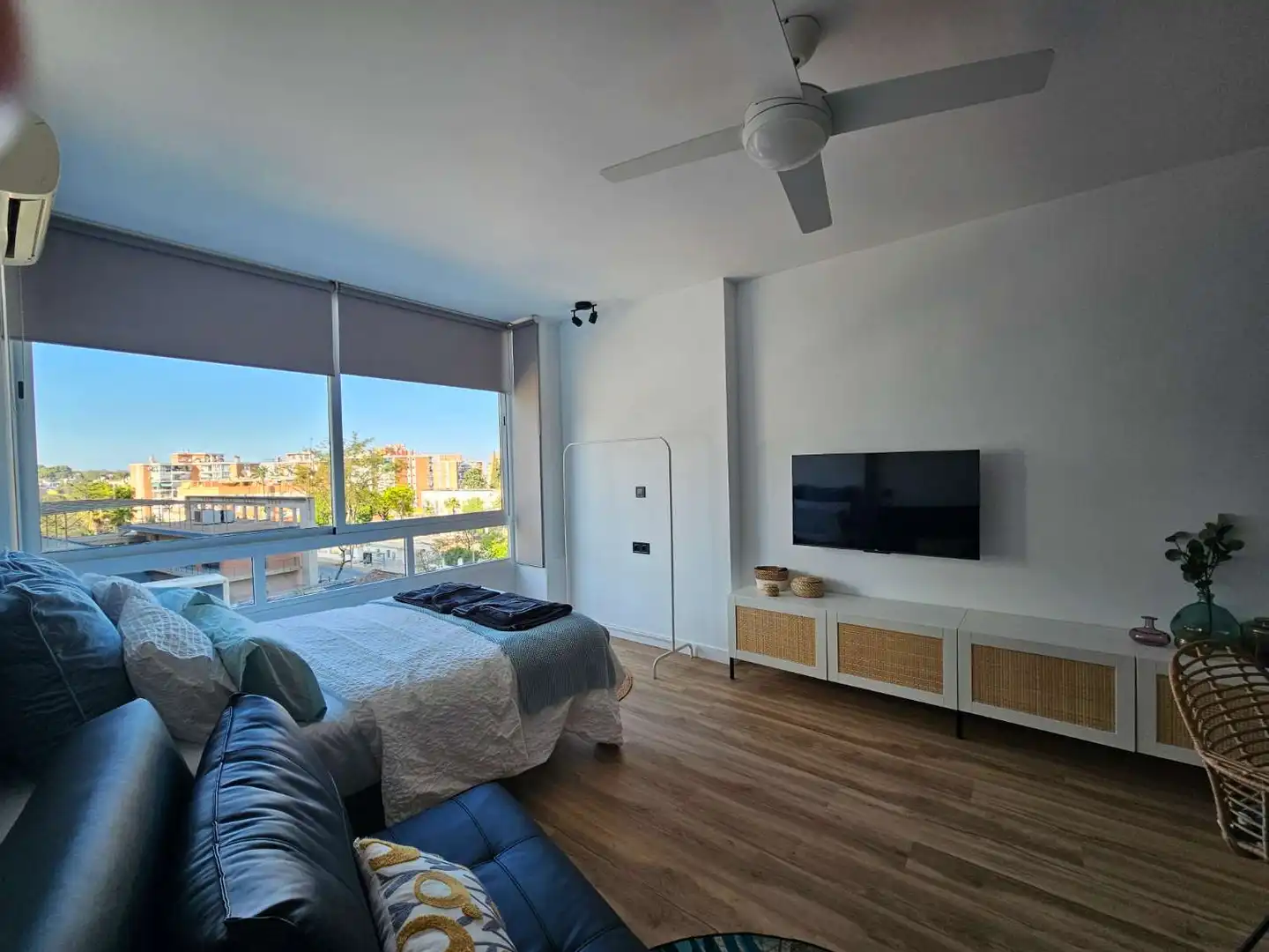 Bedroom of Study for rent in Torremolinos  with Air Conditioner, Heating and Terrace