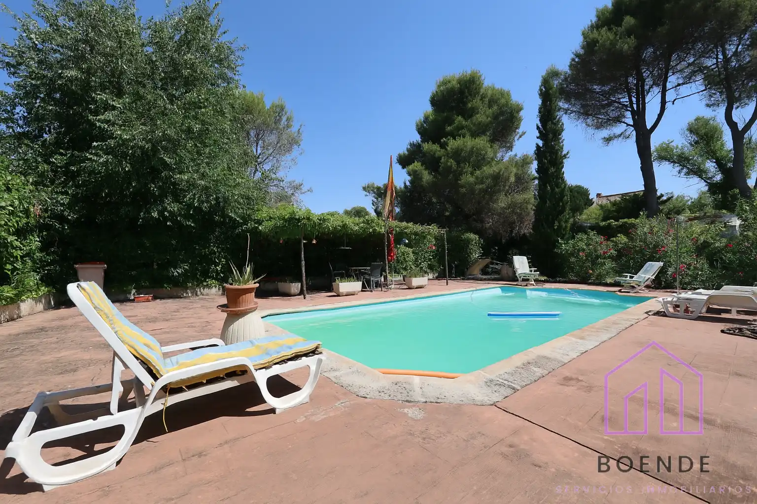 Swimming pool of Houses for sale in Campo Real  with Air Conditioner, Heating and Private garden