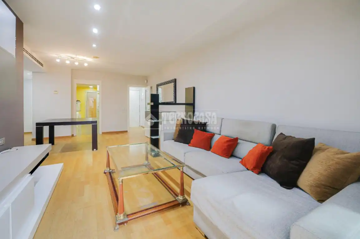Sala de estar de Piso en venta en Barcelona con Aire acondicionado, Parquet y Terraza