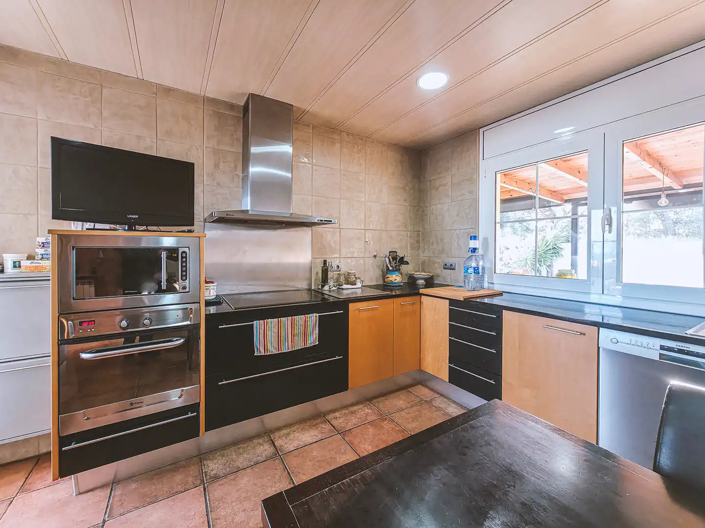 Cocina de Casa o chalet en venta en Sant Pol de Mar con Calefacción, Jardín privado y Terraza