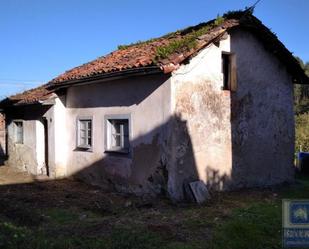 Vista exterior de Casa o xalet en venda en Castrillón