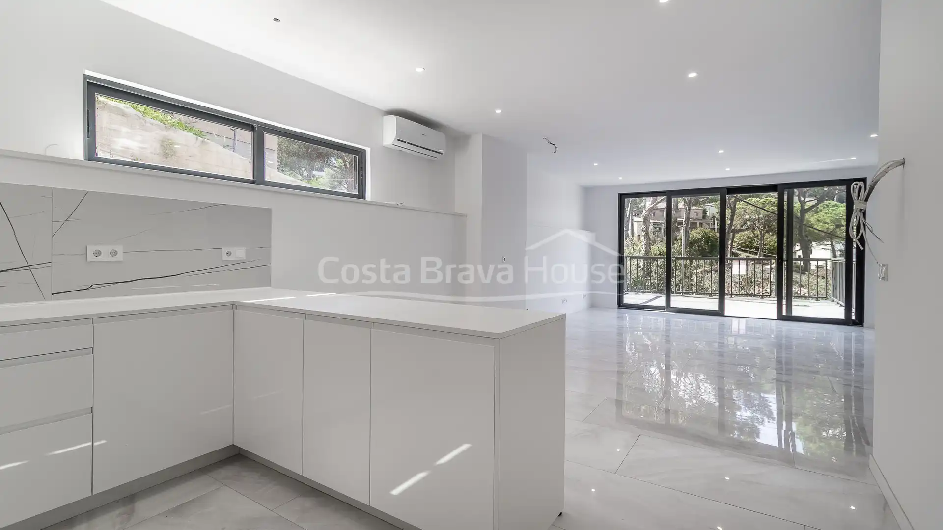 Casa con jardín en venta en Carrer de Joan Maragall, imagen 11