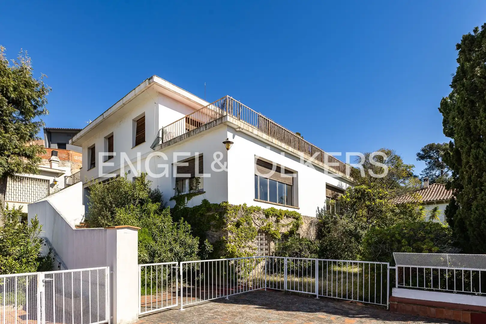 Vista exterior de Casa o xalet en venda en  Barcelona Capital amb Aire condicionat, Calefacció i Jardí privat