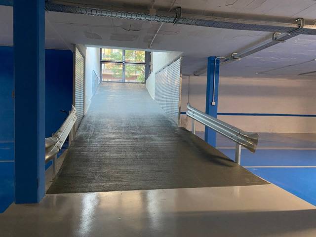 Garaje en Alquiler en Carrer de Girona, 24 en Centre