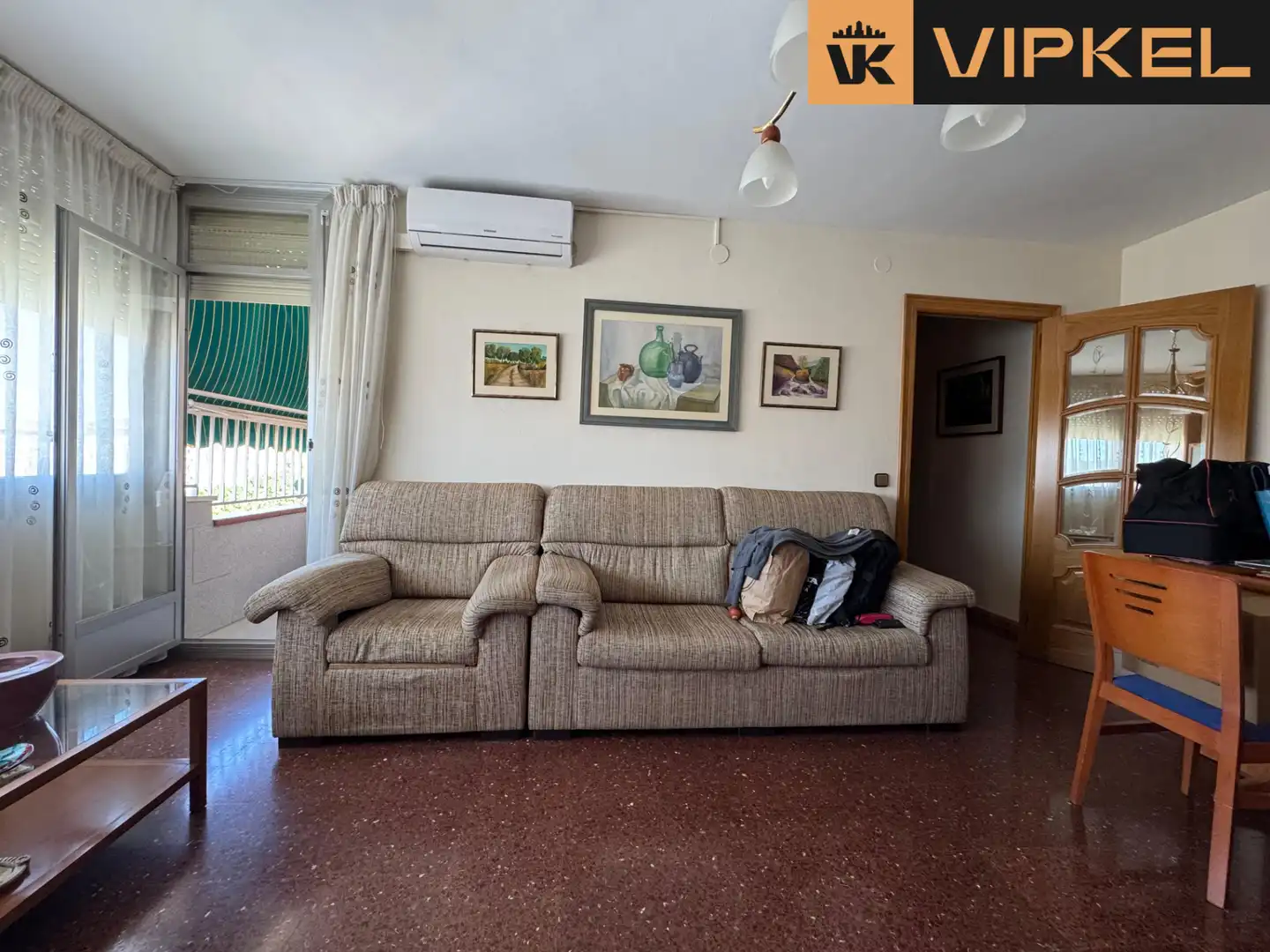 Wohnzimmer von Wohnung zum Verkauf in Cornellà de Llobregat mit Klimaanlage, Heizung und Terrasse