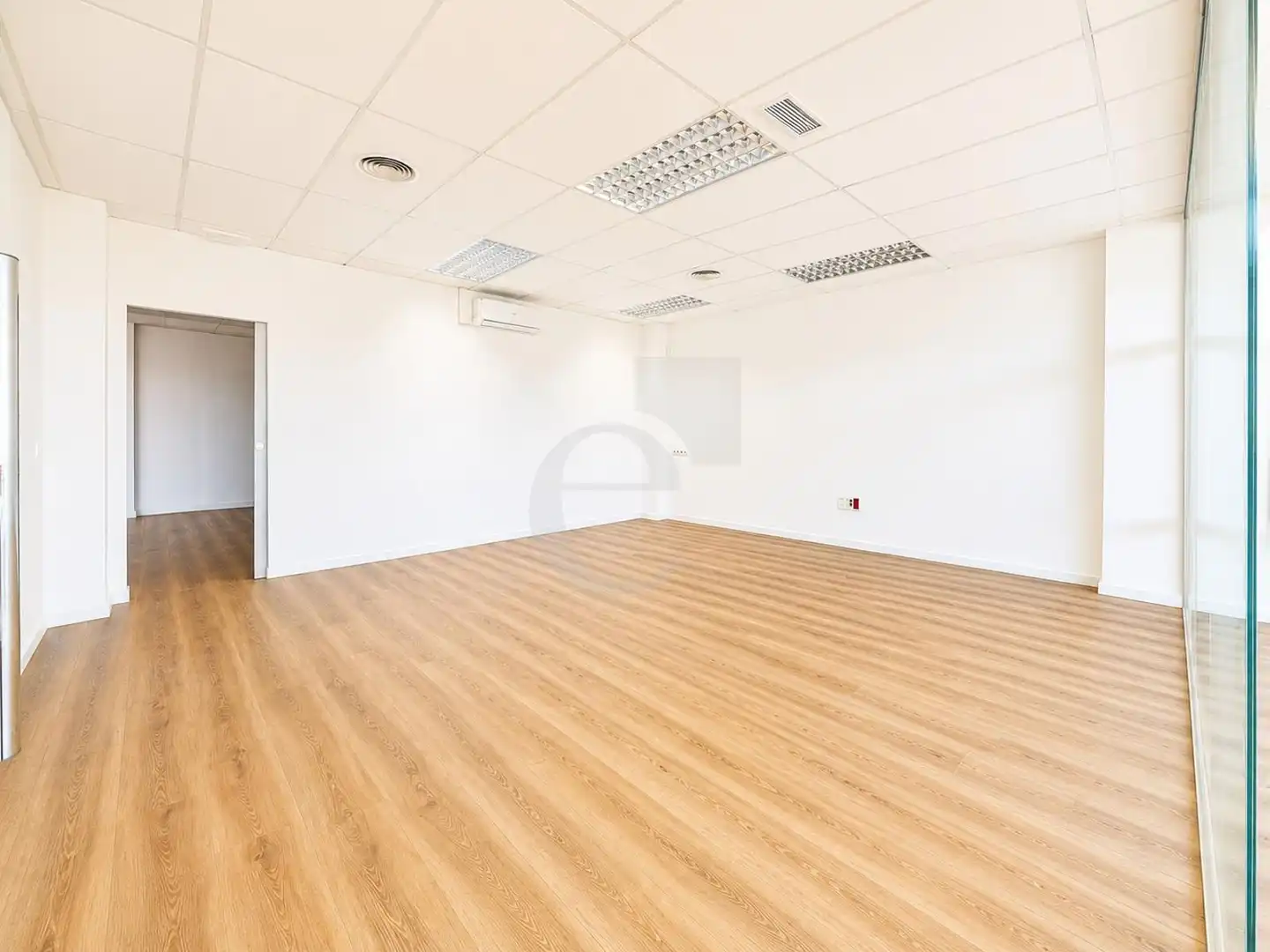 Bureau avec ascenseur à louer à Patraix, imagen 4