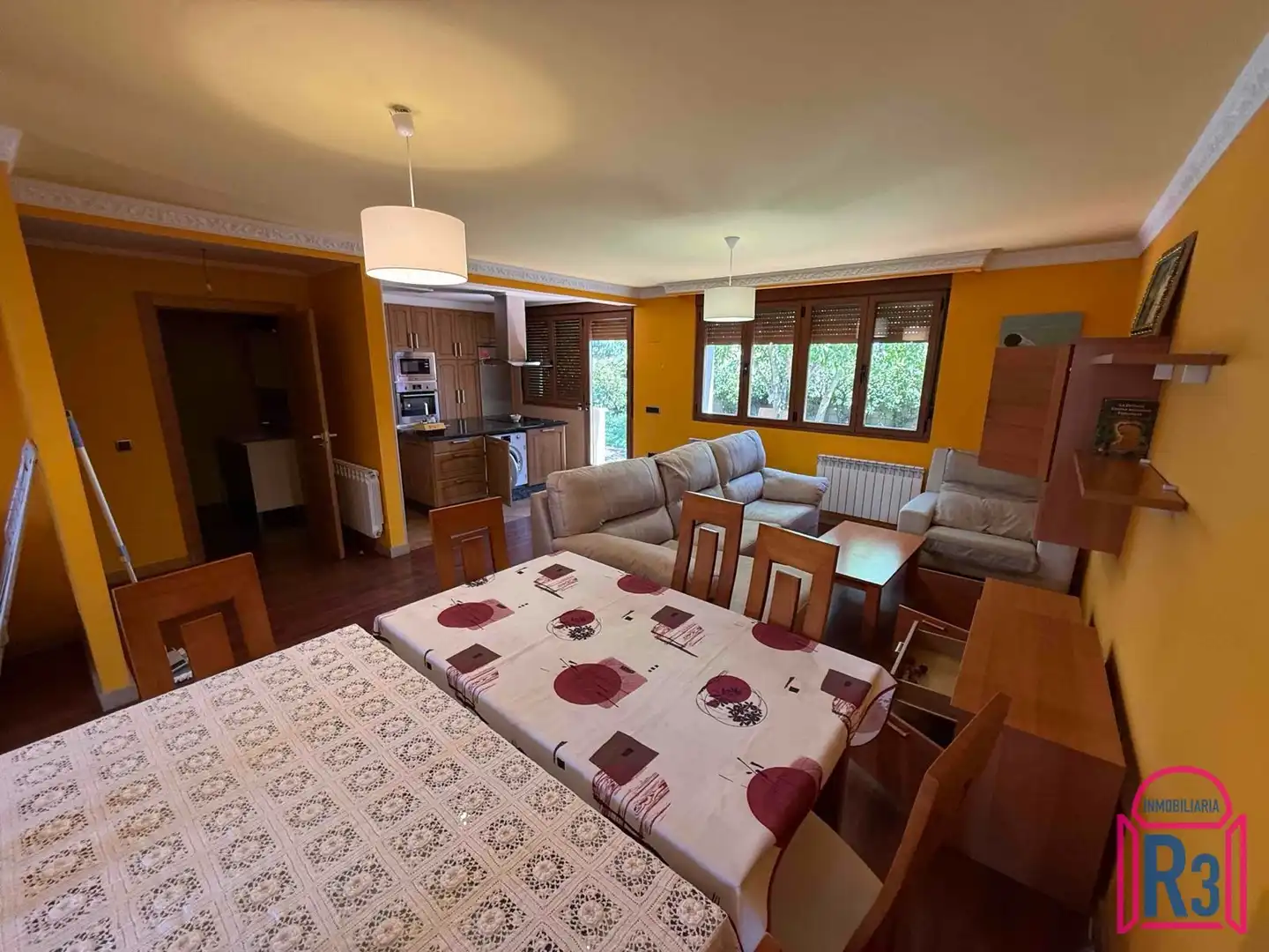 Dining room of Houses for rent in Onzonilla  with Heating and Furnished