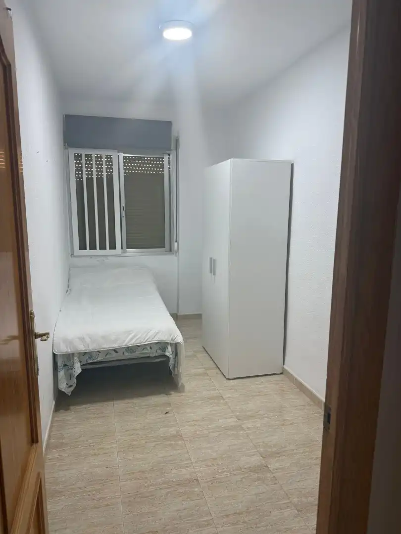 Bedroom of Flat for rent in Córdoba  with Air Conditioner, Heating and Terrace