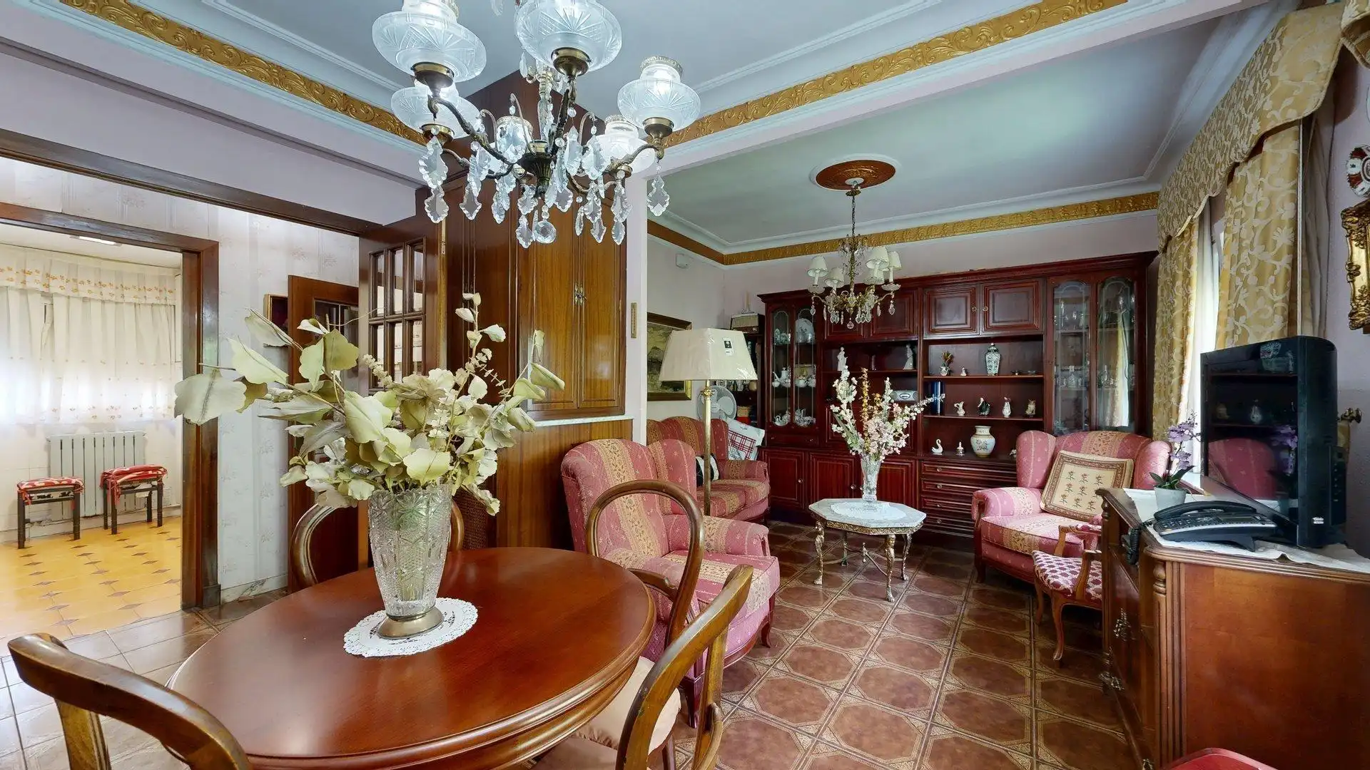 Comedor de Piso en venta en Zaragoza con Calefacción y Amueblado