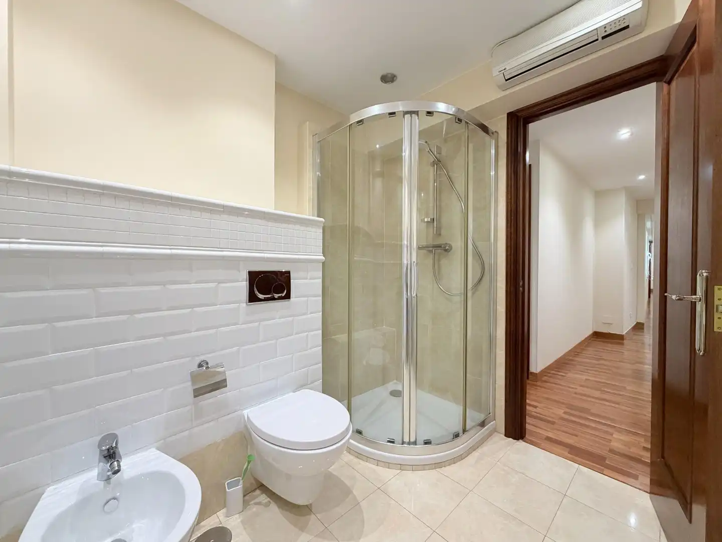 Baño de Piso en venta en A Coruña Capital  con Calefacción