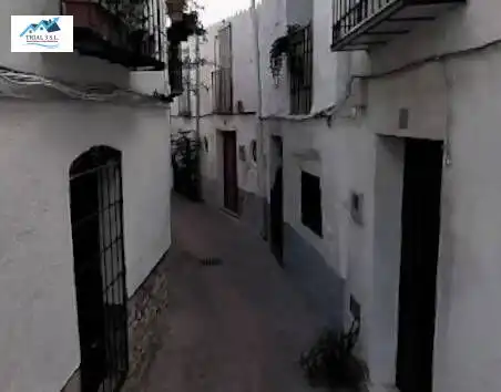 Exterior view of Houses for sale in Iznatoraf