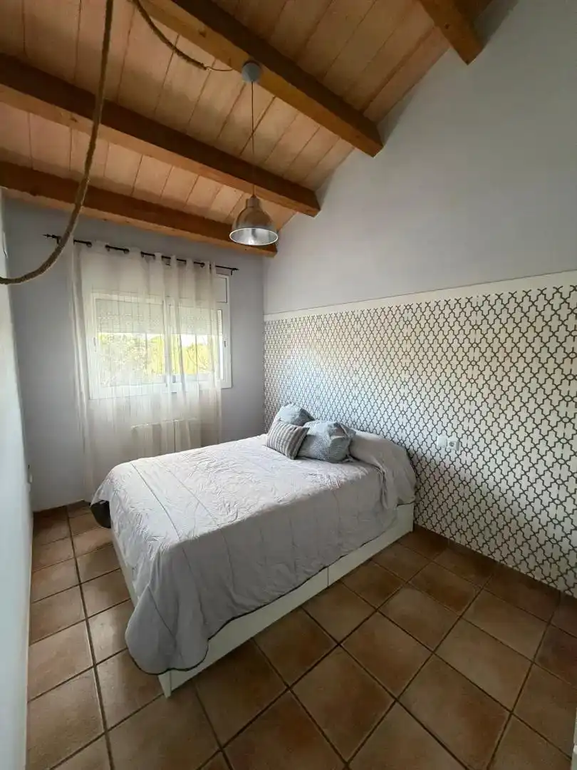 Dormitori de Casa o xalet en venda en L'Ametlla de Mar  amb Piscina i Balcó