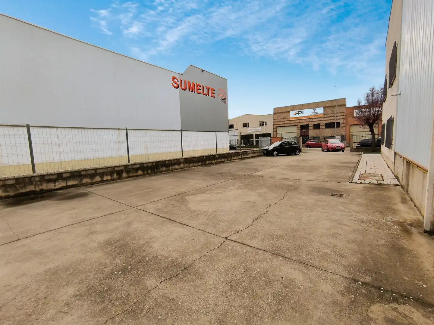 Exterior view of Industrial buildings for sale in Palencia  with Heating and Alarm